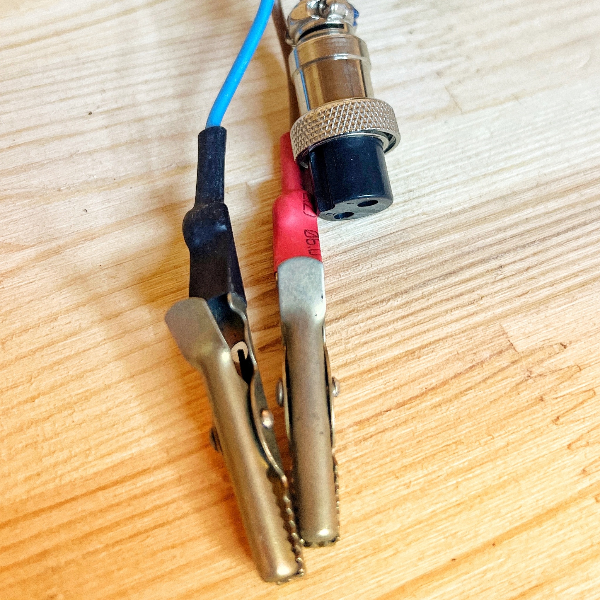 Шнур соединительный Резьбовой/Крокодилы — фото 3